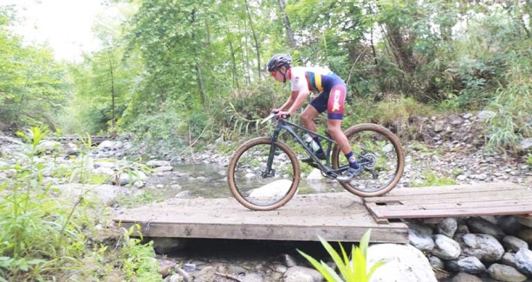 Buenos resultados ciclistas de BCS en macroregional de Nuevo León